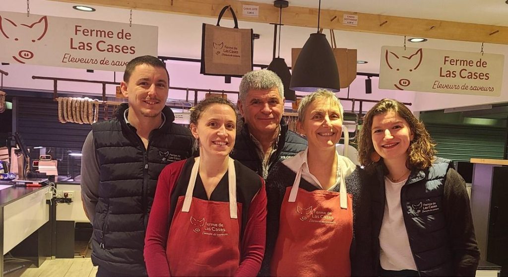 Présents sur la ferme depuis plusieurs années, Thibault, Marianne et Louise reprennent l’entreprise familiale.